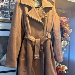 Woman’s wool peacoat
